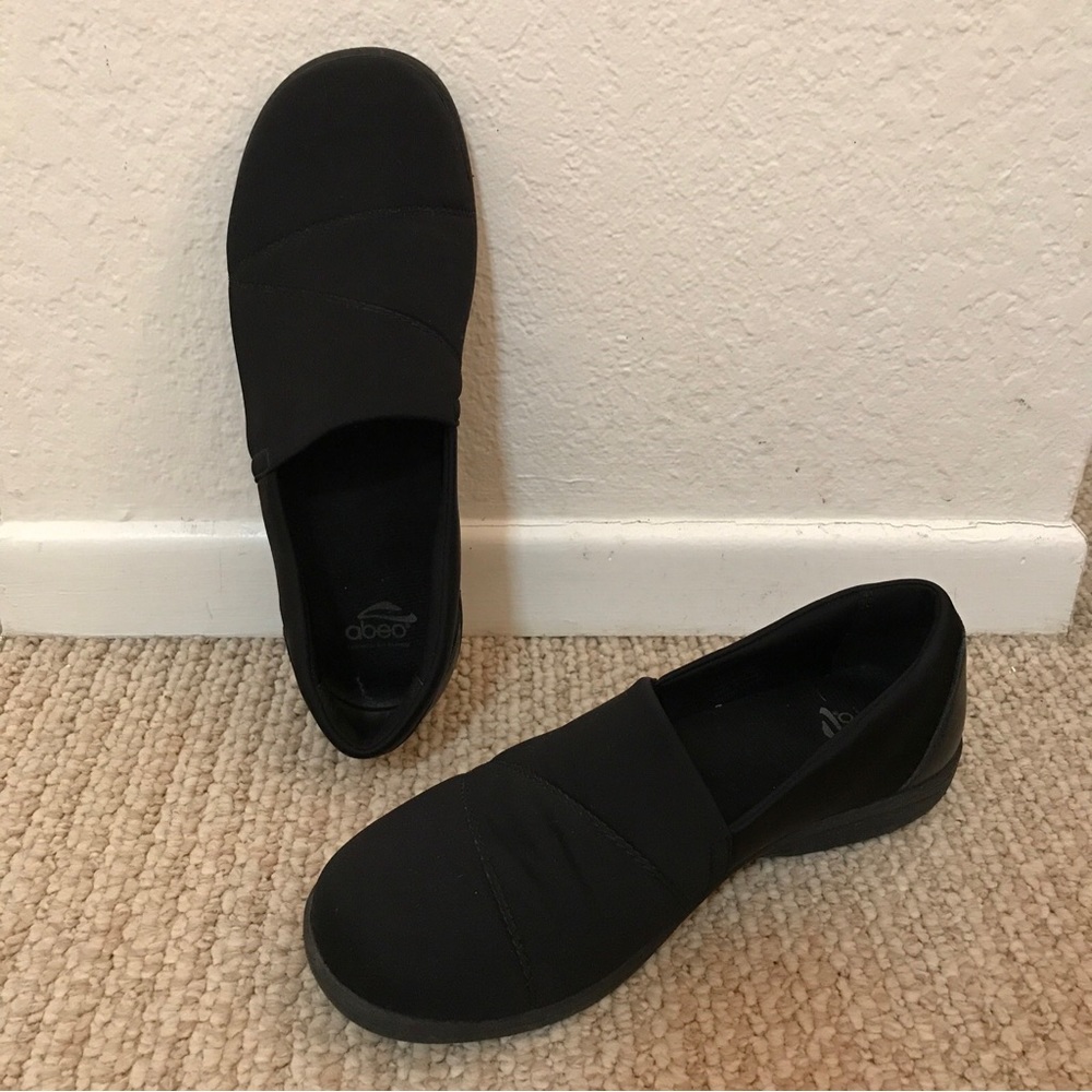 Abeo Smart 3550 Lightweight Black Fabric Slip Ons Flats Shoes Arch Support Sz 7